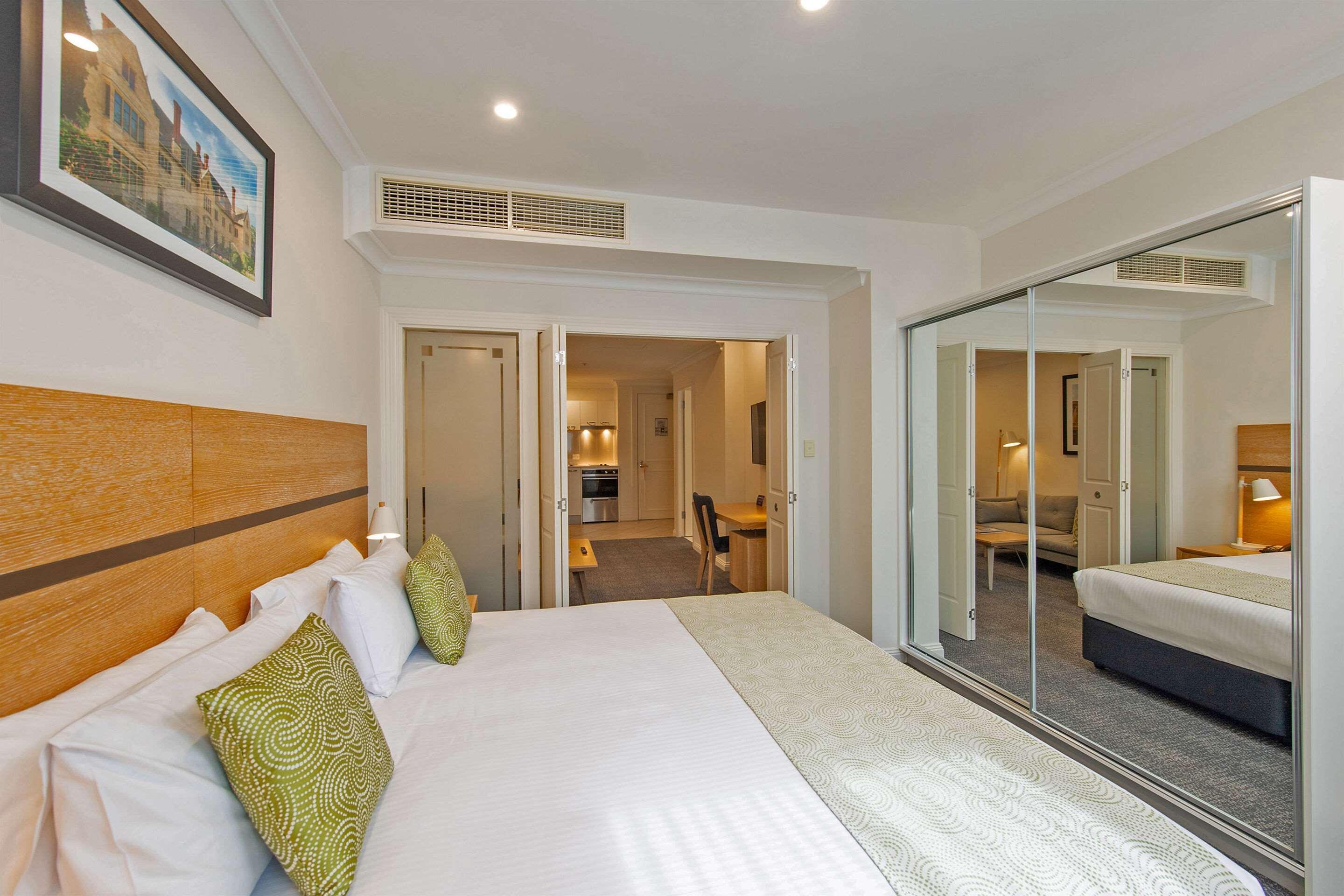 Quality Apartments Adelaide Central Екстер'єр фото