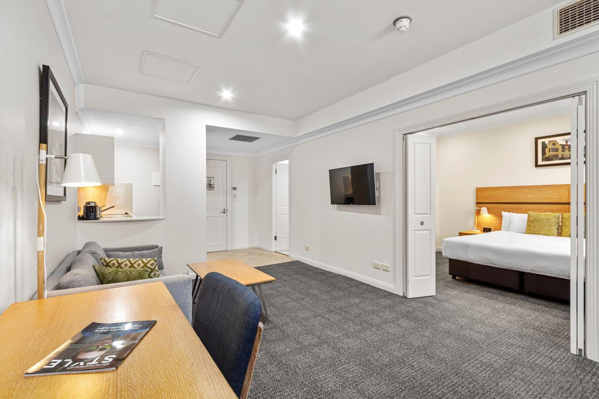 Quality Apartments Adelaide Central Екстер'єр фото